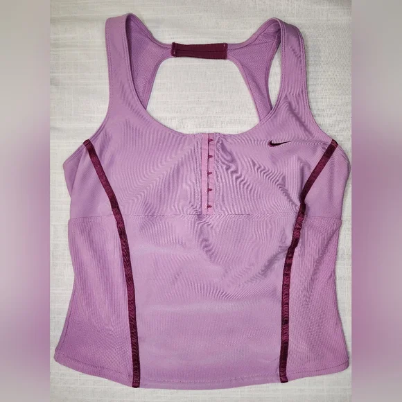 Nike Retro Women's Dri-Fit Training Tank Top - Picture 5 of 8